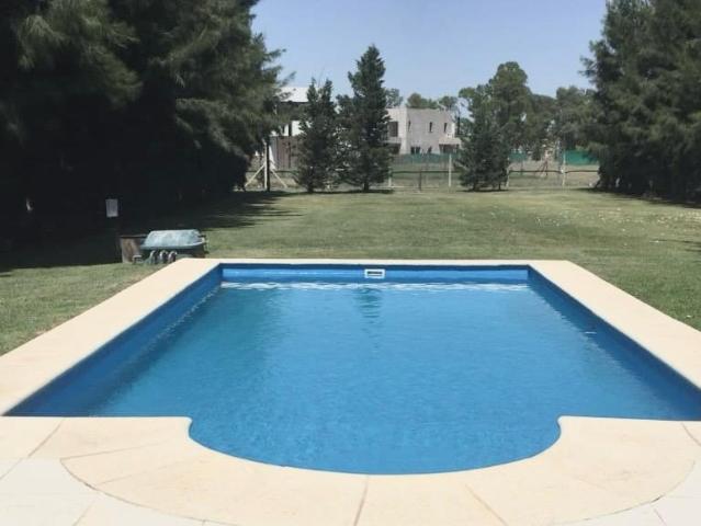 ALQUILER CASA 6 AMBIENTES EN BARRIO SAN ELISEO GOLF SAN VICENTE