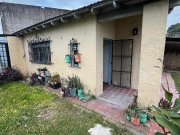 Alquiler Casa 70 años 1 dormitorio, 1 cochera, Alcorta 400, Castelar, Partido de Morón | Argenprop