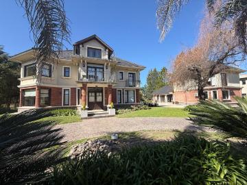 Alquiler Casa 7 dormitorios 20 años, 5 cocheras, 571m2, Ruta 58, San Eliseo Golf & Country Club, Buenos Aires | Argenprop