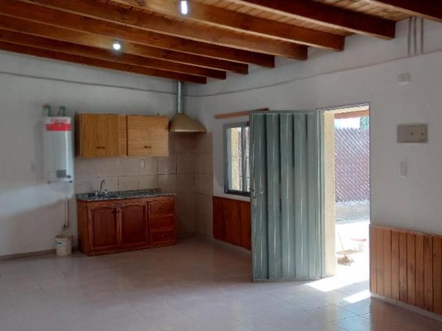 Alquiler Casita De 2 Habitaciones En Planta Baja Con Patio. Rawson