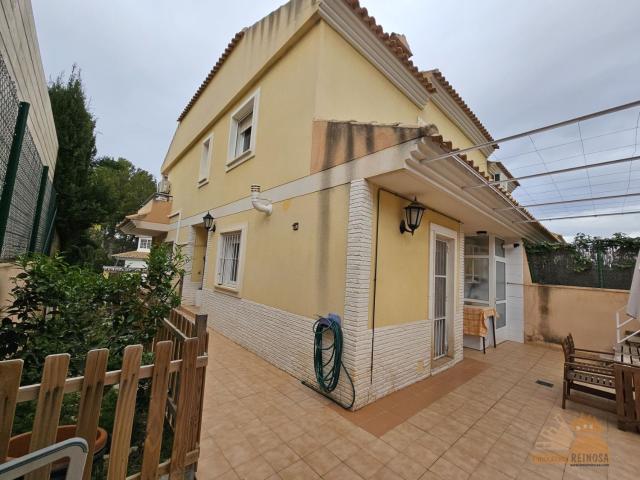 Alquiler Chalet Pareado en Altorreal, Altorreal. 1.200 €