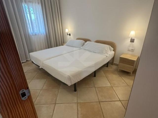 ALQUILER DE TEMPORADA EN BEL AIR, ESTEPONA 2 DORMITORIOS, PISCINA Y GASTOS INCLUIDOS