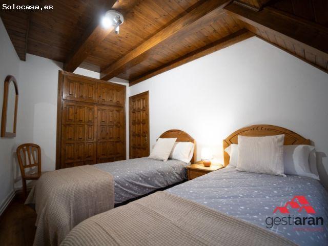 ALQUILER DE TEMPORADA EN ESCUNHAU | 4 DORMITORIOS, BALCÓN CON VISTAS Y PARKING