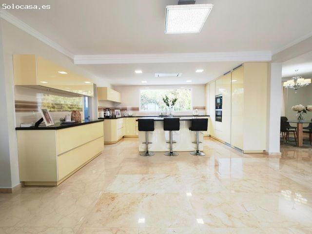ALQUILER DE TEMPORADA VILLA EN UNA SOLA PLANTA 4 DORMITORIOS 3 BAÑOS PISCINA EN CHAPARRAL