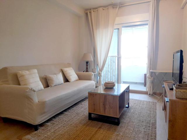 ALQUILER DE TEMPORADA ZONA PLAYA VICTORIA · SEPTIEMBRE 2026 – JUNIO 2027