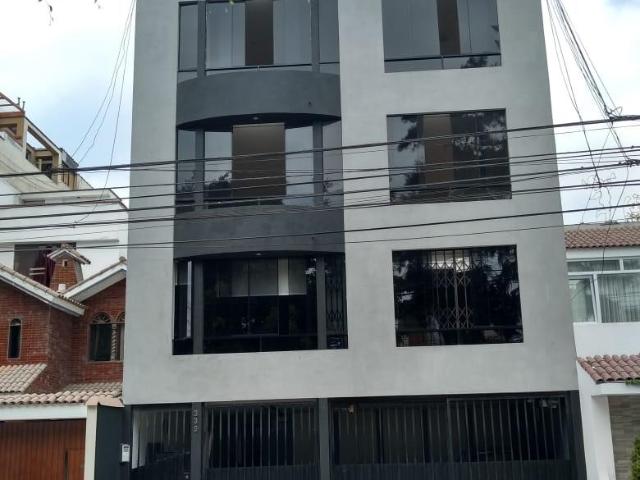 Alquiler de acogedor departamento en Santiago de Surco
