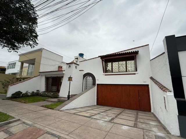 Alquiler De Amplia Exclusiva Casa En Miraflores