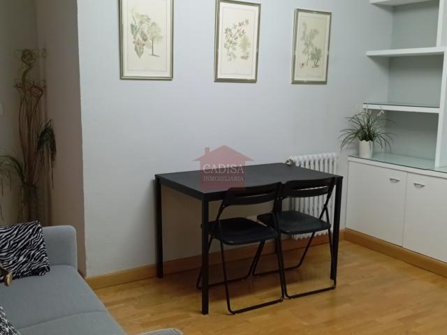 ALQUILER DE APARTAMENTO EN EL CENTRO.REF:10563