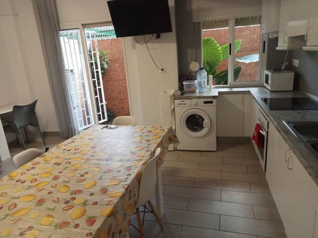 Alquiler de apartamento en primera línea de la Playa de Gandía – 1000 €/mes