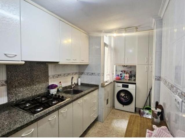 ALQUILER DE APARTAMENTO EN PRIMERA LINEA DE PLAYA