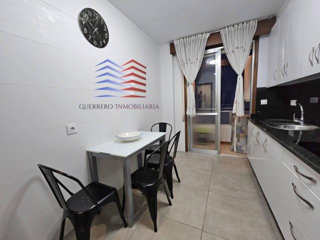 ALQUILER DE APARTAMENTO EXTERIOR, EN RÚA SAN PAIO, ZONA PONTE a pocos metros de la Estación de Renfe. 600€ Comunidad