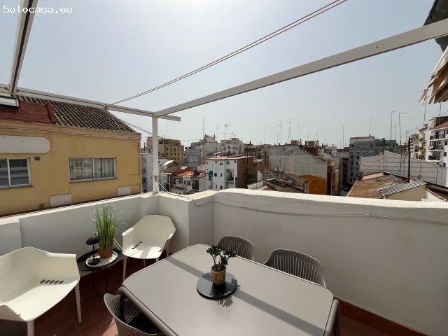 ALQUILER DE ÁTICO CON TERRAZA EN CALLE PINTOR VILA PRADES