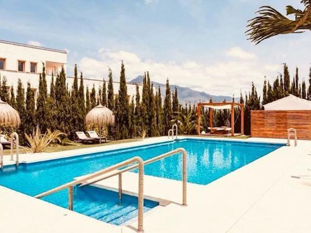 Alquiler de ático en 29660 Marbella