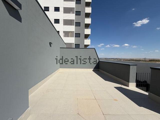 Alquiler de ático en Avenida de David Gistau