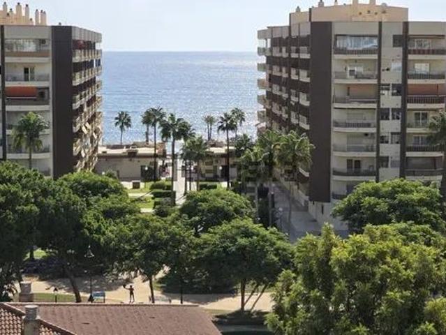 Alquiler de ático en Avenida Santa Amalia