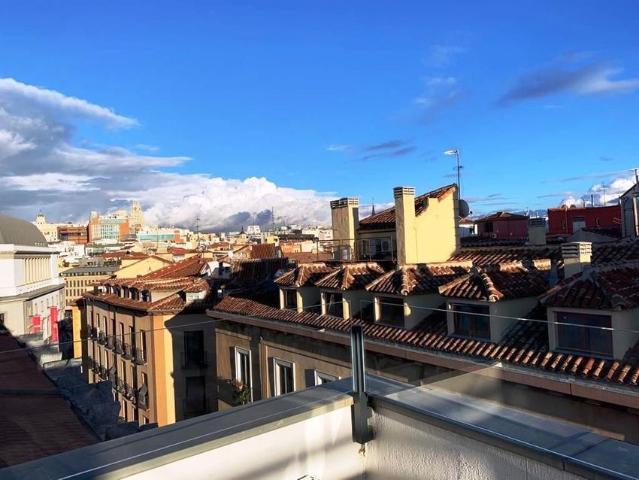 Alquiler de ático en Calle de Vergara