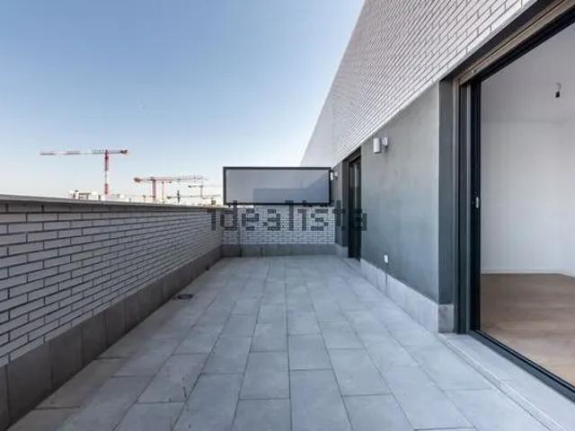 Alquiler de ático en Calle de la Pícara Molinera, 91