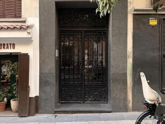 Alquiler de ático en Calle de Larra
