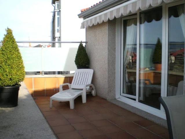 Alquiler de ático en Calle Pi y Margall, 21