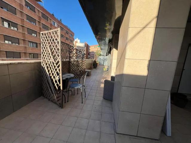 Alquiler de ático en Calle Salado, 3