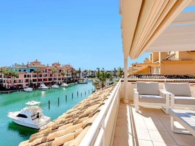 Alquiler de ático en Puerto de Sotogrande La Marina