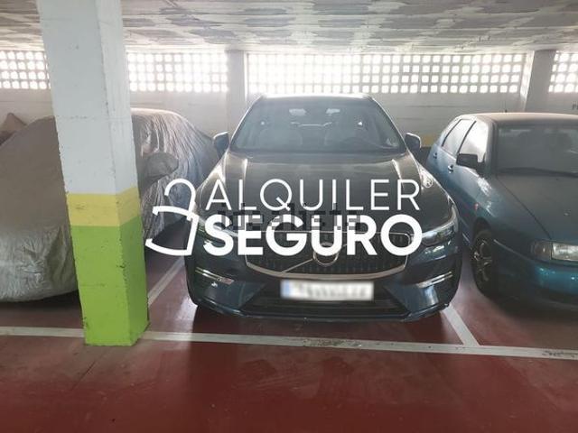 Alquiler de ático en Ronda del Golf Oeste