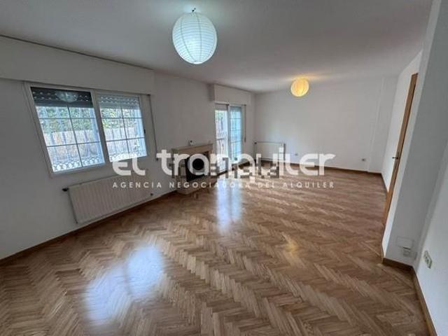 Alquiler de casa o chalet en Calle las Hayas, 23