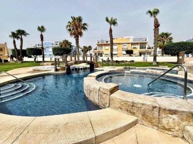 Alquiler de casa o chalet independiente en Calle Cabo San Vicente