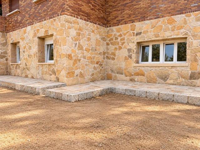 Alquiler de casa o chalet independiente en Calle Amapolas