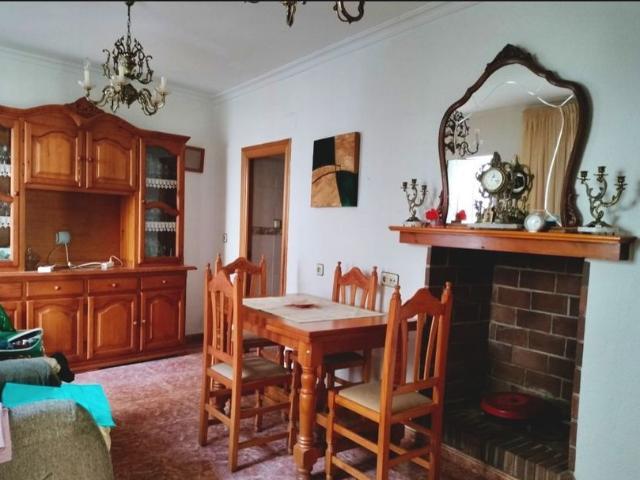 Alquiler de casa o chalet independiente en Calle Benéfica, 25
