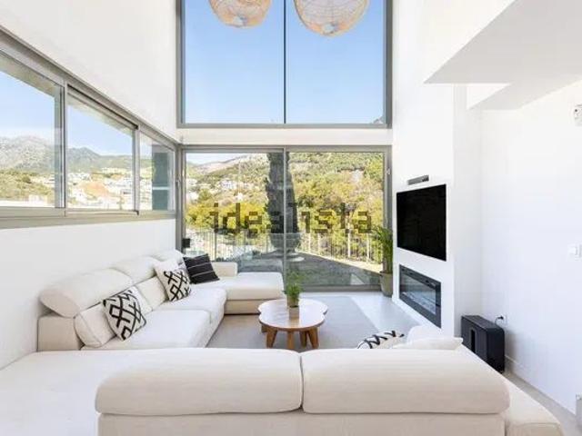 Alquiler de casa o chalet independiente en Calle Brezo s/n