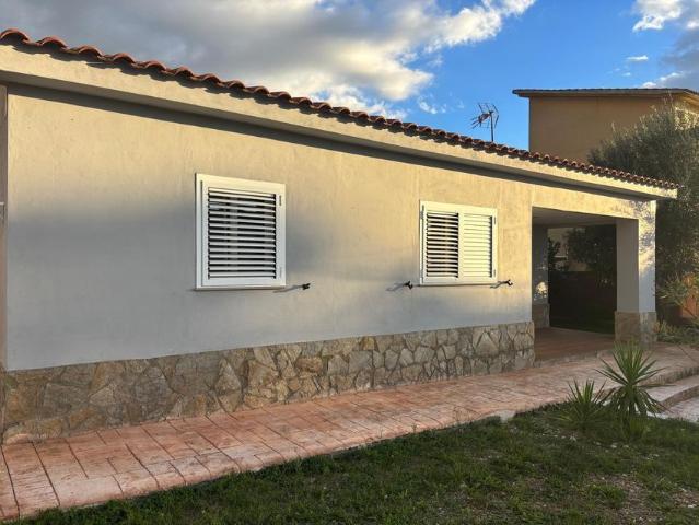 Alquiler de casa o chalet independiente en Calle d'Algèria, 11