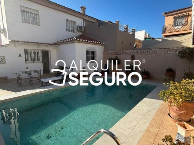 Alquiler de casa o chalet independiente en Calle Escritor Busto Previ