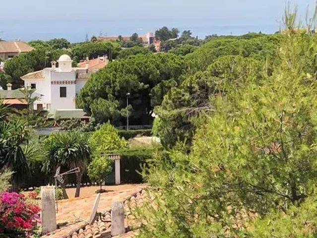 Alquiler de casa o chalet independiente en Calle Níspero