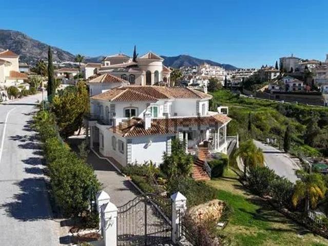 Alquiler de casa o chalet independiente en Calle Venecia, 5