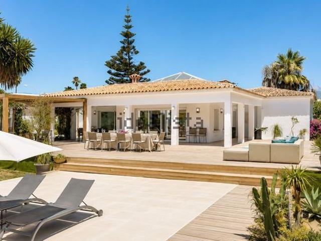 Alquiler de casa o chalet independiente en Avenida Carmen Sevilla