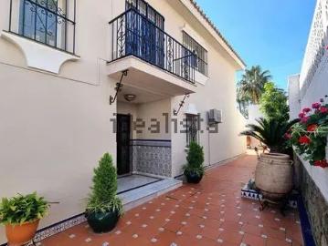Avenida de la Huerta Belón, Centro de Marbella, Camino de Camoján, Sierra Blanca, Urbanización Lomas de Puente Roman, Málaga, Andalucía, Andalucía