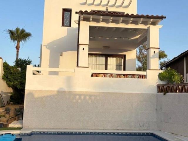 Alquiler de casa o chalet independiente en Avenida de la Resina, 8