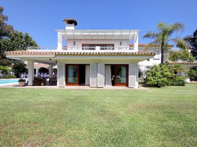 Alquiler de casa o chalet independiente en Avenida del Rhin, 1