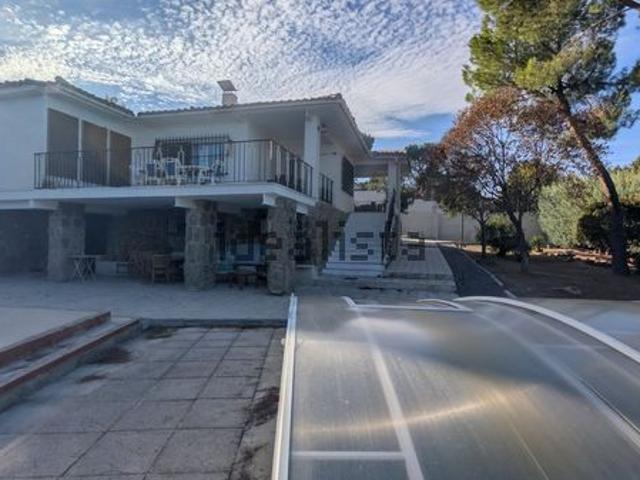 Alquiler de casa o chalet independiente en Avenida Monteros de Castilla, 49