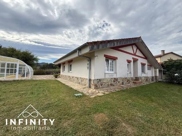 Alquiler de casa o chalet independiente en Barrio San Mames Aras
