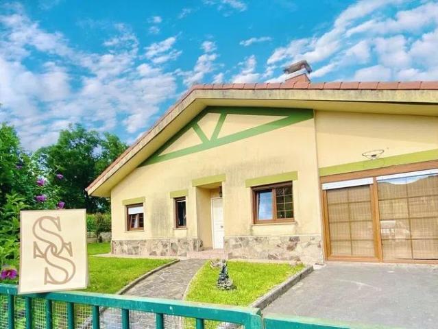 Alquiler de casa o chalet independiente en Beranga