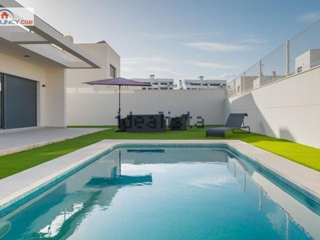 Alquiler de casa o chalet independiente en Entrenúcleos