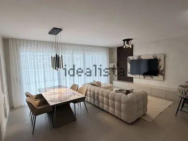 Alquiler de casa o chalet independiente en Lugar Urbanizacion Pernet