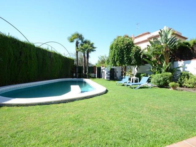 Alquiler de casa o chalet independiente en manuel alonso vicedo