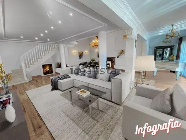 Alquiler de casa o chalet independiente en Pinares de San Antón