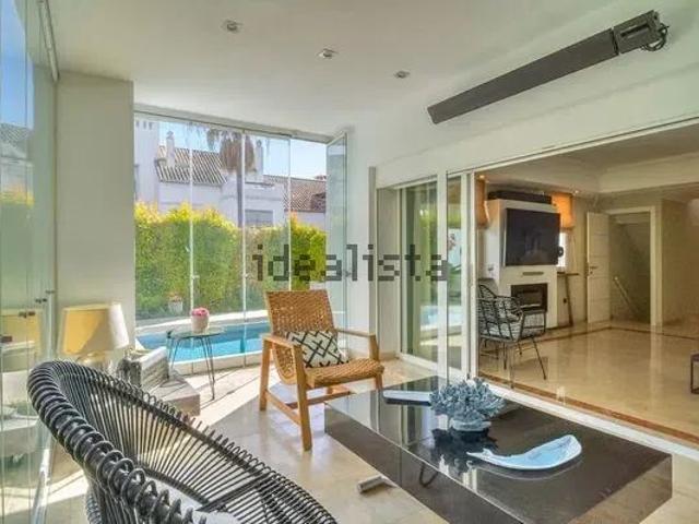 Alquiler de casa o chalet independiente en Pintor Francisco Iturrino, 14
