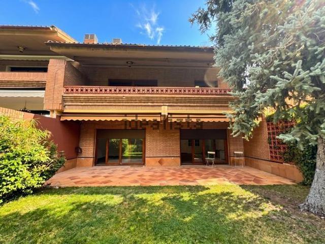 Alquiler de casa o chalet independiente en Urb. este Montepríncipe
