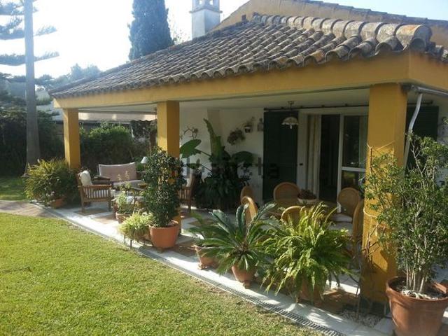 Alquiler de casa o chalet independiente en Vistahermosa