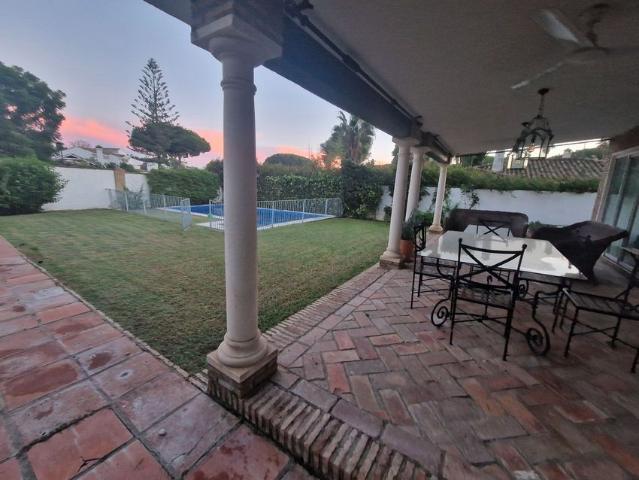 Alquiler de casa o chalet independiente en Vistahermosa